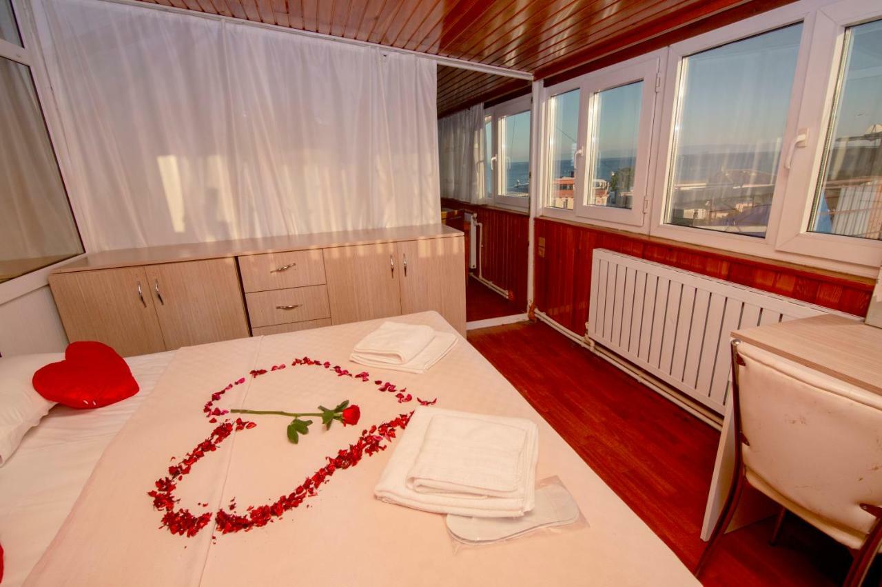 Desina Deluxe Apart Istanbul Exteriör bild